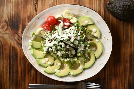 Авокадо с креветкой