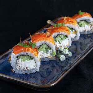 Ролл Филадельфия с крабом