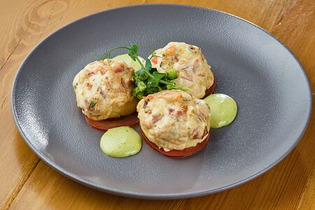 Запечённые сырники с беконом