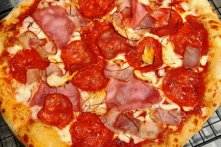 Пицца Мясное ассорти