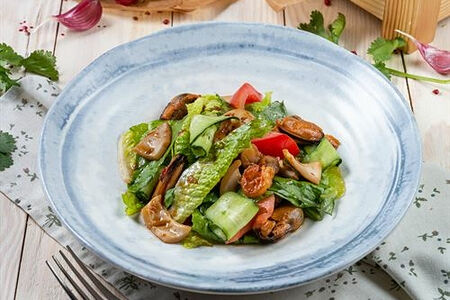 Салат Батуми