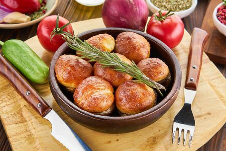 Шампиньоны, фаршированные сыром