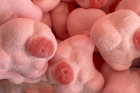 Поросята розовые