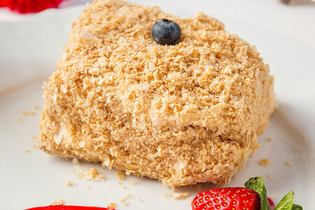 Наполеон с теплым заварным кремом