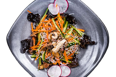 Салат с морепродуктами