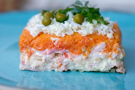 Салат Мимоза с горбушей