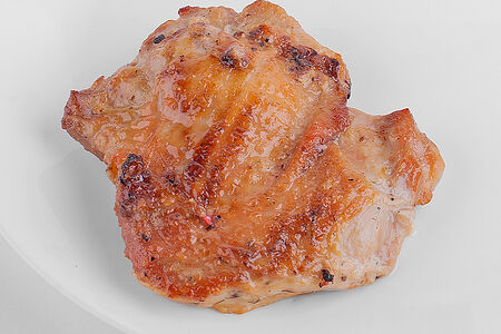 Бедро куриное гриль в чесночном маринаде