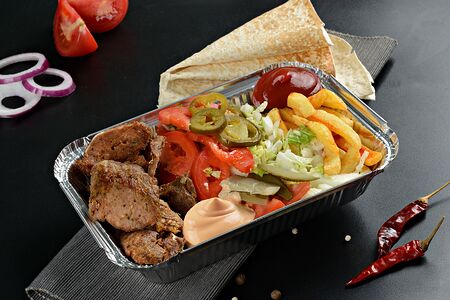 Донер-бокс с говядиной