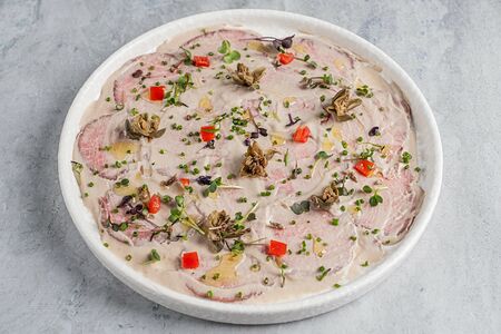 Вителло Тоннато