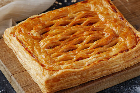 Пирог с ветчиной и сыром