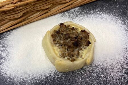 Перепечки с мясом