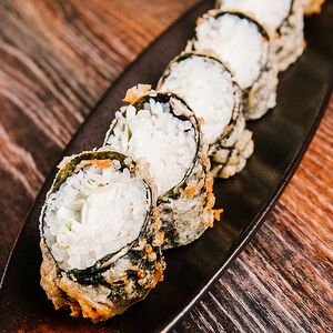 Филадельфия темпура с угрем