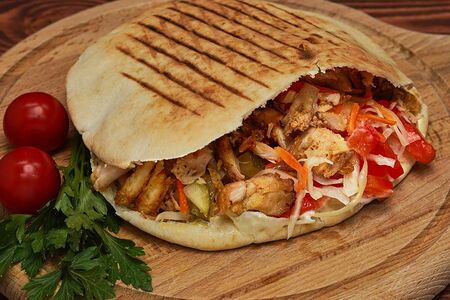 Шаверма в Пите