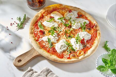 Пицца со страчателлой