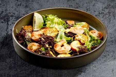 Салат с креветками