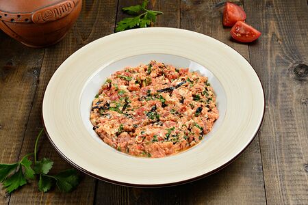 Яичница с помидорами