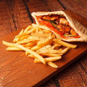 Гиро большое из чистого куриного филе