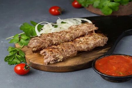 Люля-кебаб из баранины и телятины
