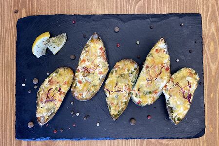 Мидии запеченные