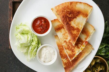 Кесадилья с курицей