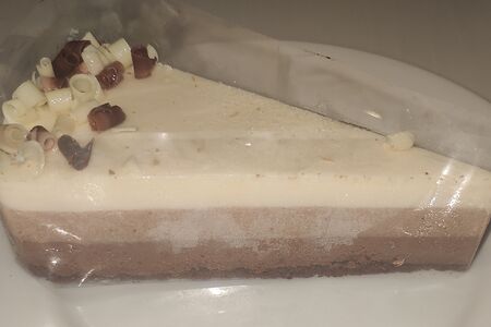 Пирожное Три шоколада