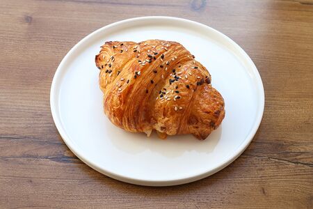 Круассан с ветчиной и сыром