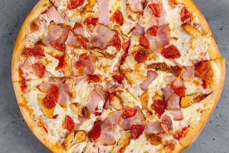 Пицца Мясное ассорти