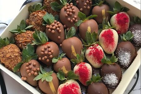 Клубника в шоколаде Сен-Луи