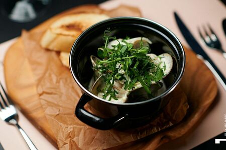 Мидии в сливочном соусе