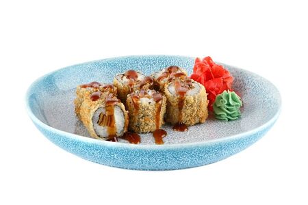 Хрустящий ролл с сыром и омлетом