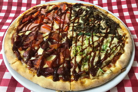 Пицца Мясное ассорти