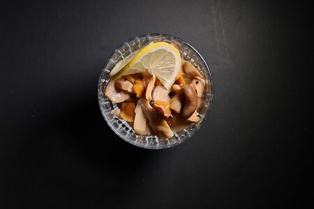 Грибы маринованные