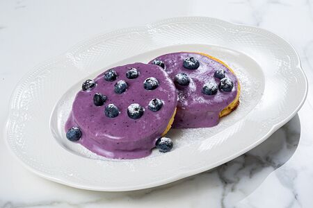Черничные панкейки