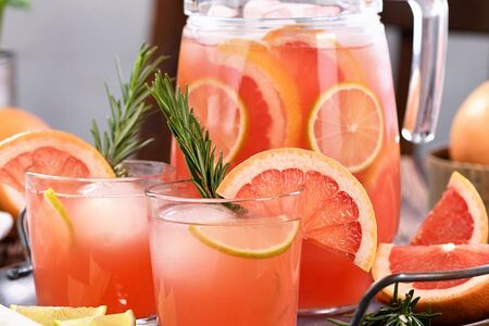 Лимонад грейпфрут-бузина собственного приготовления