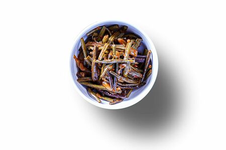 Салат с острым папоротником