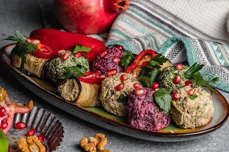 Ассорти из пхали