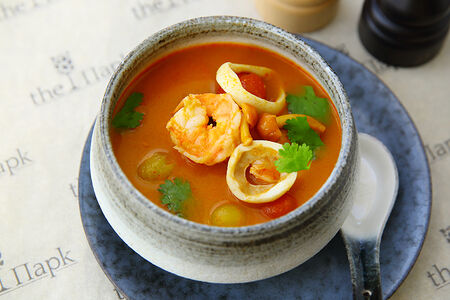 Том-ям с креветками