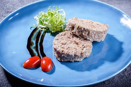 Котлеты из телятины на пару