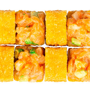 Голден с лососем