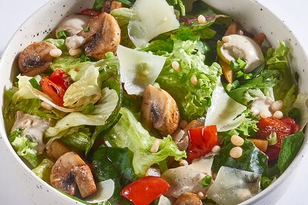 Теплый овощной салат