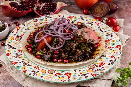 Салат с телятиной