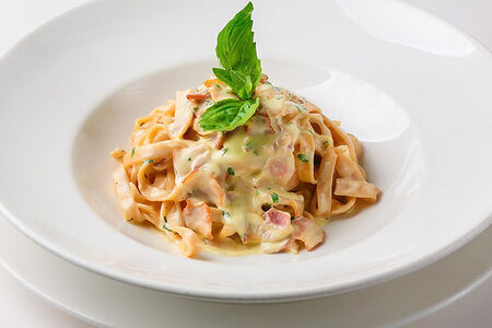 Тальятелле алла карбонара Classico