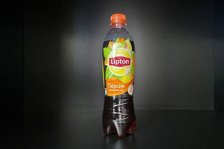 Чай холодный черный Lipton Персик