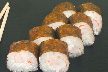 Ролл с креветкой