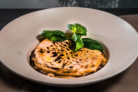 Лазанья с рагу из утки и овощей