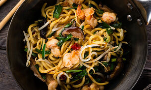 Лапша с креветкой