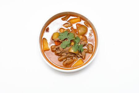 Суп из телятины с нутом и чечевицей