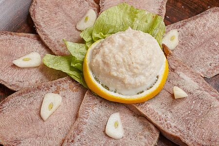 Говяжий язык с хреном