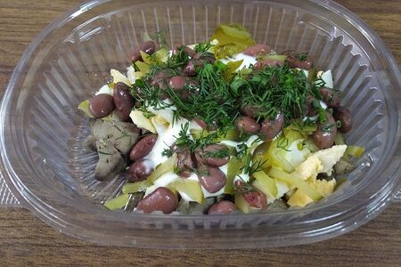 Салат с куриной печенью