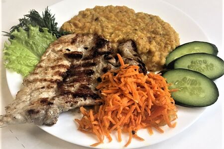 Отбивная из свинины на гриле